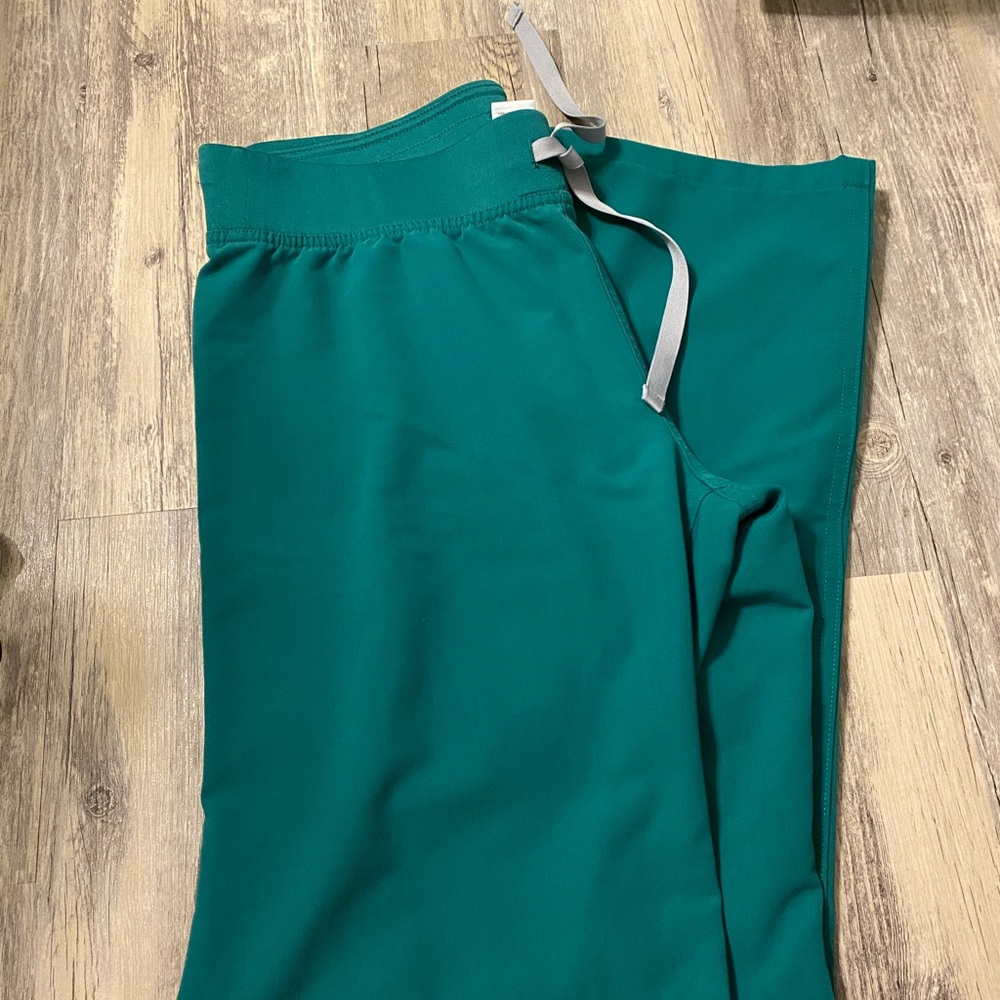 Hunter Green Bottoms